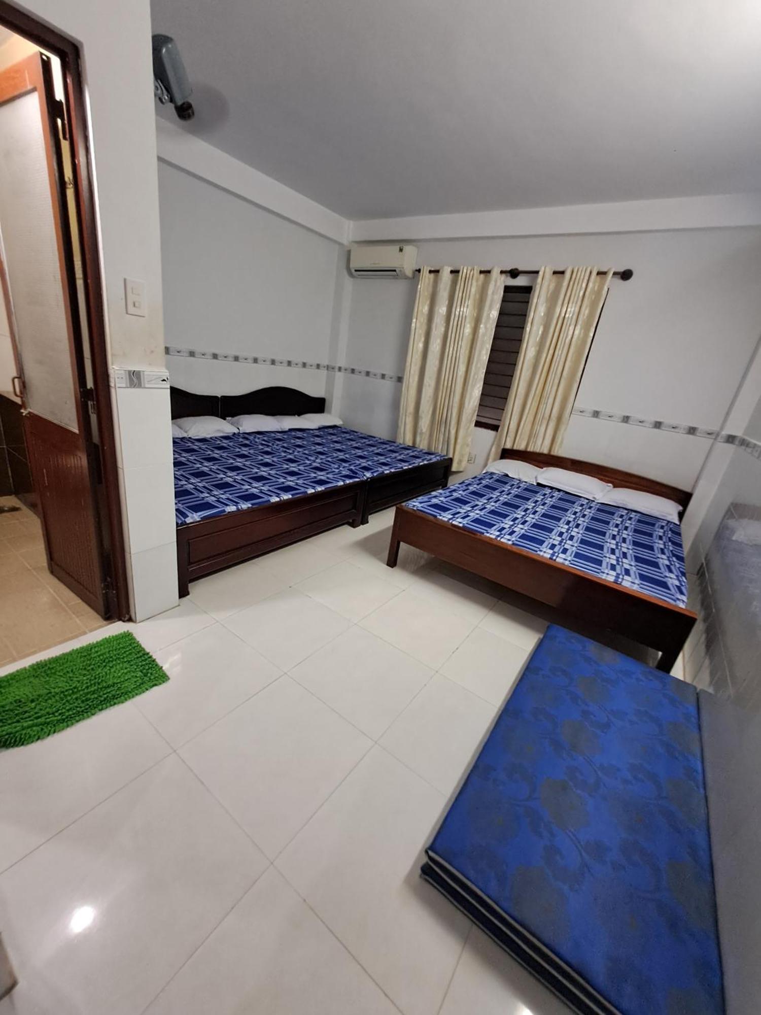 Nha Nghi Nam Phuong Bed & Breakfast Ha Tien Exterior photo